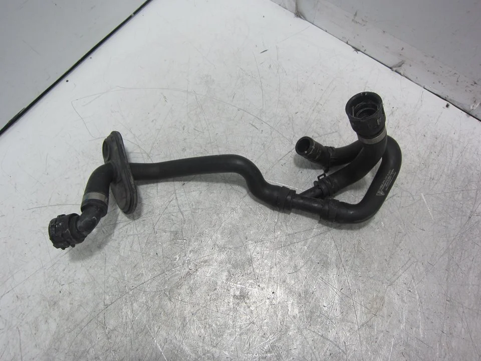 Foto de TUBO PORSCHE MACAN (95BA) referencia 95B265337A00