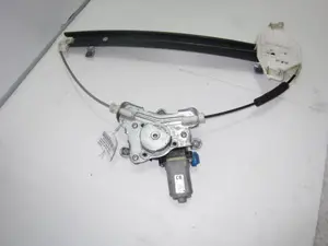 Foto de ELEVALUNAS TRASERO DERECHO CHEVROLET CAPTIVA 2.2 Diesel CAT (184 CV / 135 KW) referencia 25937970 foto 3