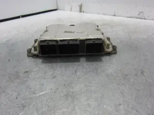 Foto de CENTRALITA MOTOR UCE PEUGEOT 307 BREAK / SW (S1)(04.2002) 2.0 HDi FAP CAT (107 CV / 79 KW) referencia 9647472780 foto 2