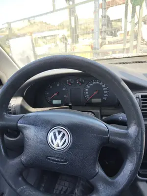Foto de AIRBAG DELANTERO IZQUIERDO VOLKSWAGEN PASSAT BERLINA (3B2) 1.9 TDI (110 CV / 81 KW) referencia 3B0880201BSFKZ
