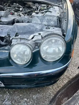Foto de PARAGOLPES DELANTERO JAGUAR S-TYPE (03.1999) 3.0 V6 24V CAT (238 CV / 175 KW)