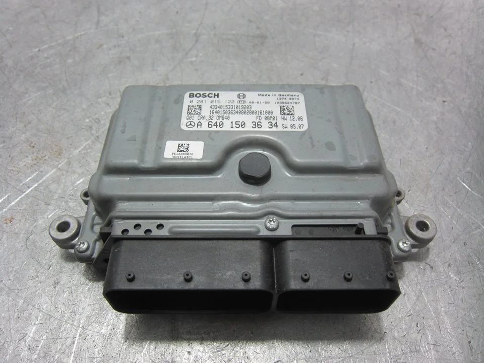 Foto de CENTRALITA MOTOR UCE MERCEDES-BENZ CLASE A (BM 169) 2.0 CDI CAT (109 CV / 80 KW) referencia A6401503634