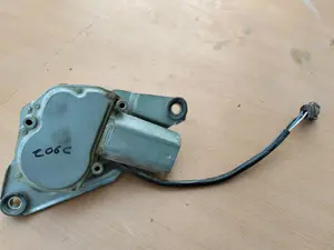 Foto de MOTOR LIMPIA TRASERO PEUGEOT 106 (S1)(08.1991) 1.5 Diesel CAT (TUD5 / VJY) (57 CV / 42 KW) referencia 53009002 foto 2