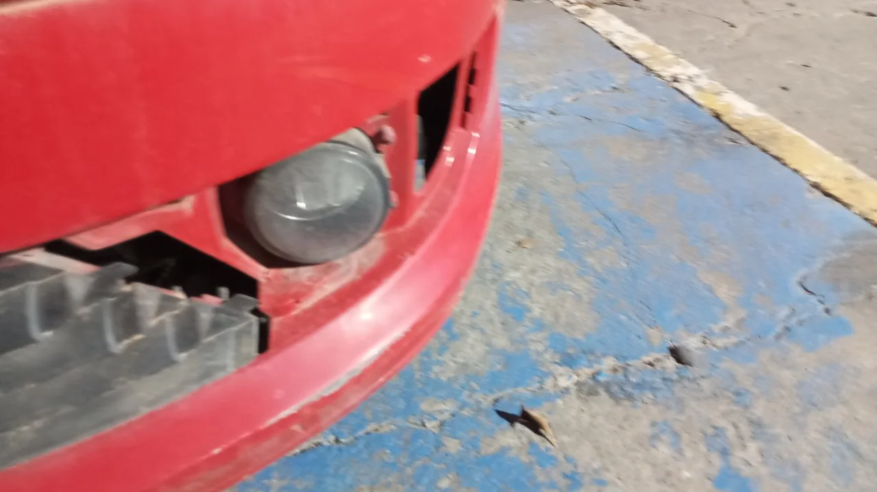 Foto de FARO ANTINIEBLA IZQUIERDO CITROEN C4 COUPE 1.6 HDi CAT (9HY / DV6TED4) (109 CV / 80 KW) referencia 89210094