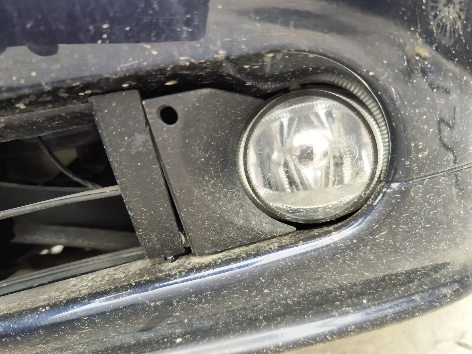 Foto de FARO ANTINIEBLA IZQUIERDO BMW SERIE 5 BERLINA (E39) 3.0 24V Turbodiesel CAT (193 CV / 142 KW)