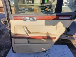 Foto de ELEVALUNAS TRASERO DERECHO VOLKSWAGEN PHAETON (3D2/3D8) 6.0 W12 48V CAT (BAN) (420 CV / 309 KW) foto 2