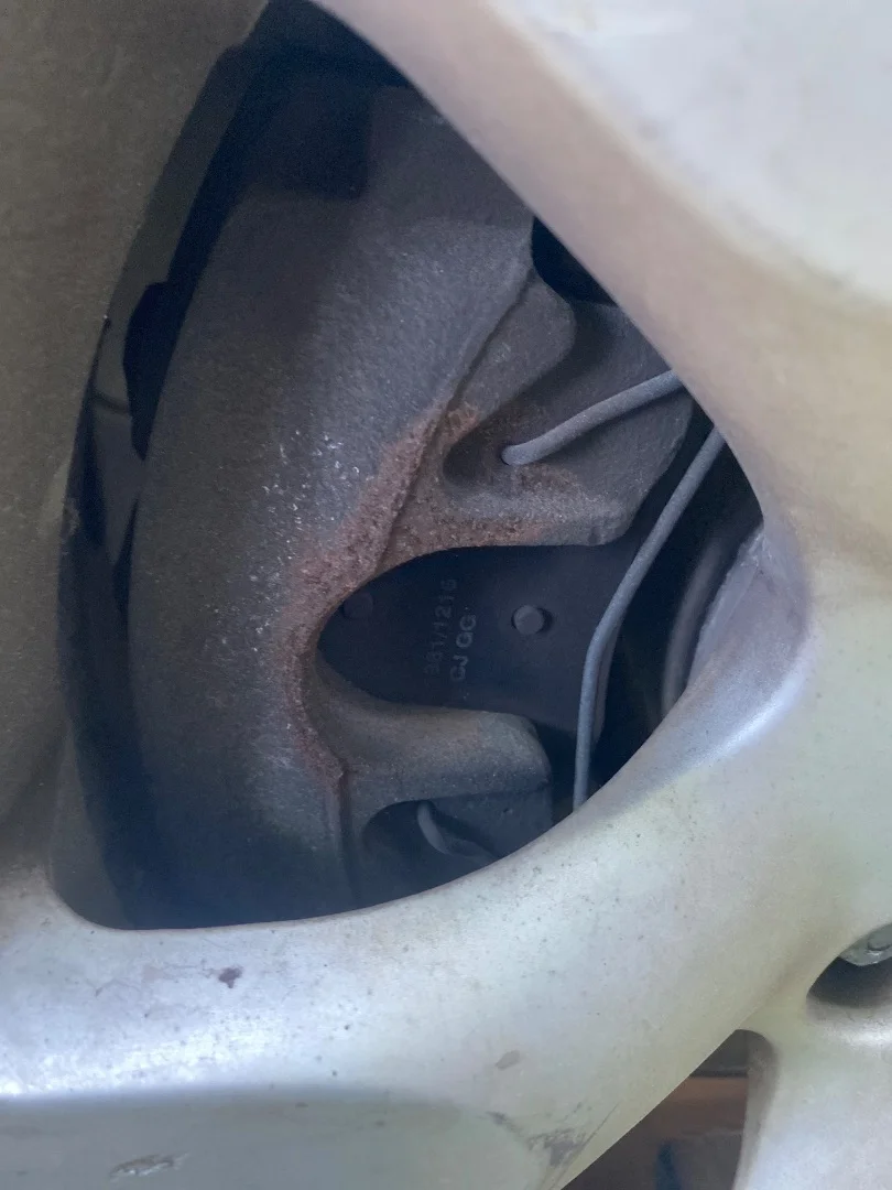 Foto de PINZA DE FRENO DELANTERA IZQUIERDA PEUGEOT 307 CC CABRIO-COUPÉ (S2) 2.0 16V HDi FAP CAT (RHR / DW10BTED4) (136 CV / 100 KW) referencia 4400T2