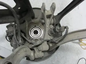 Foto de MANGUETA TRASERA IZQUIERDA PORSCHE CAYENNE (TIPO 92A) referencia 7P5501655