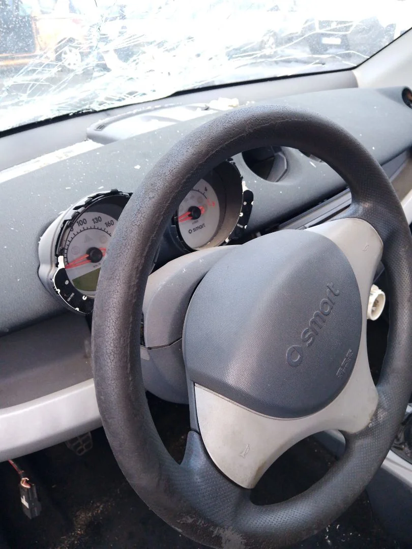 Foto de VOLANTE SMART FORFOUR 1.5 CDI CAT (68 CV / 50 KW)