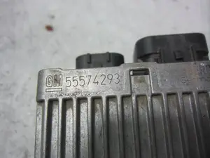 Foto de CAJA PRECALENTAMIENTO CHEVROLET AVEO BERLINA 1.3 Diesel CAT (95 CV / 70 KW) referencia 55574293 foto 3