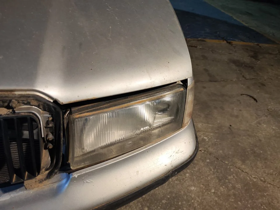 Foto de FARO IZQUIERDO SKODA OCTAVIA BERLINA (1U2) 1.9 TDI (90 CV / 66 KW) referencia 1U1941015L