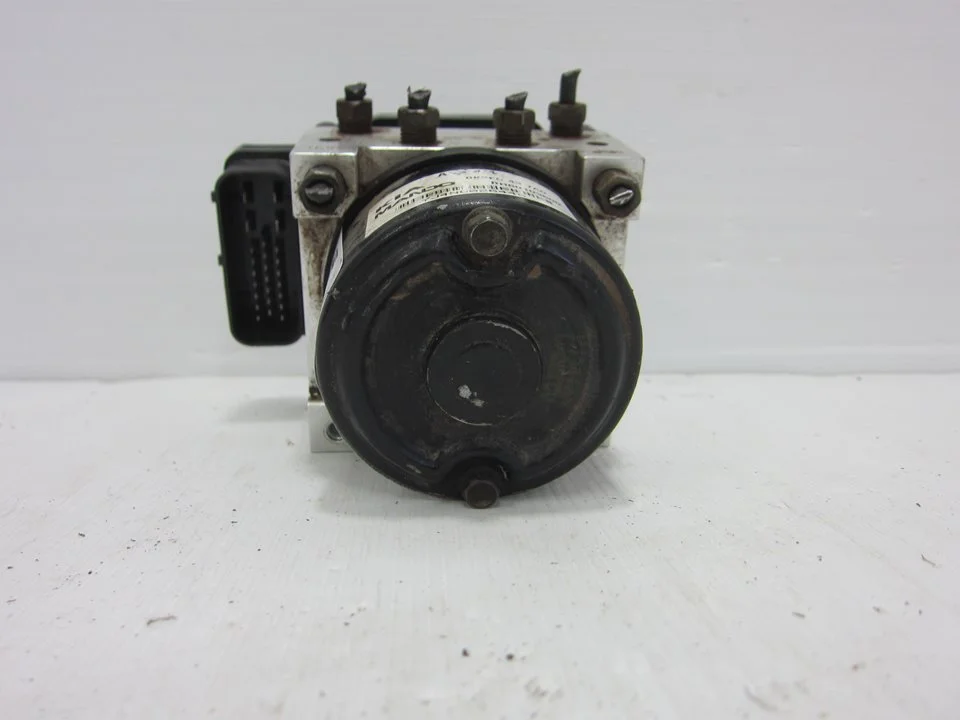 Foto de ABS KIA CARENS (RS) 2.0 Turbodiesel CAT (113 CV / 83 KW) referencia 0K2FC437A0