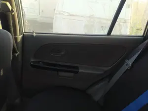 Foto de CERRADURA PUERTA TRASERA DERECHA KIA RIO (BC) 1.3 CAT (75 CV / 55 KW) referencia 81415FD000