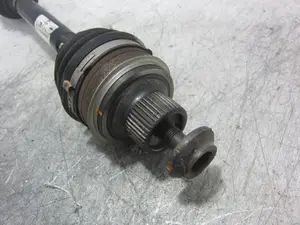 Foto de TRANSMISION DELANTERA DERECHA PORSCHE MACAN (95BA) referencia 95B407271D foto 2