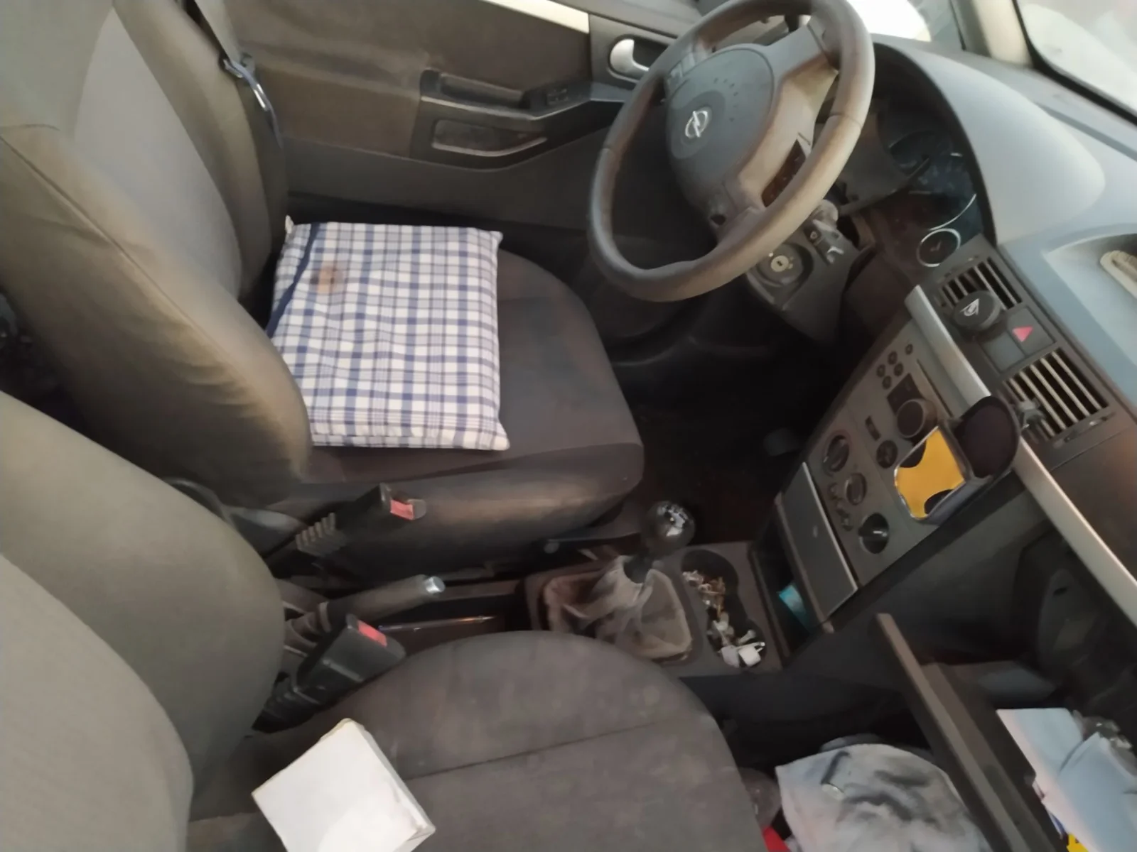 Foto de ENGANCHE CINTURON DELANTERO DERECHO OPEL MERIVA 1.7 16V CDTI (101 CV / 74 KW)