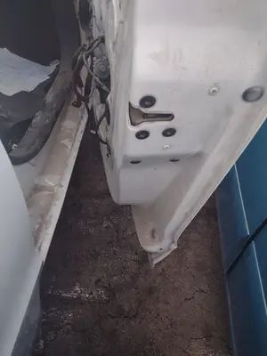 Foto de CERRADURA PUERTA DELANTERA DERECHA RENAULT MEGANE III BERLINA 5P 1.6 16V CAT (101 CV / 74 KW) referencia 805020001R
