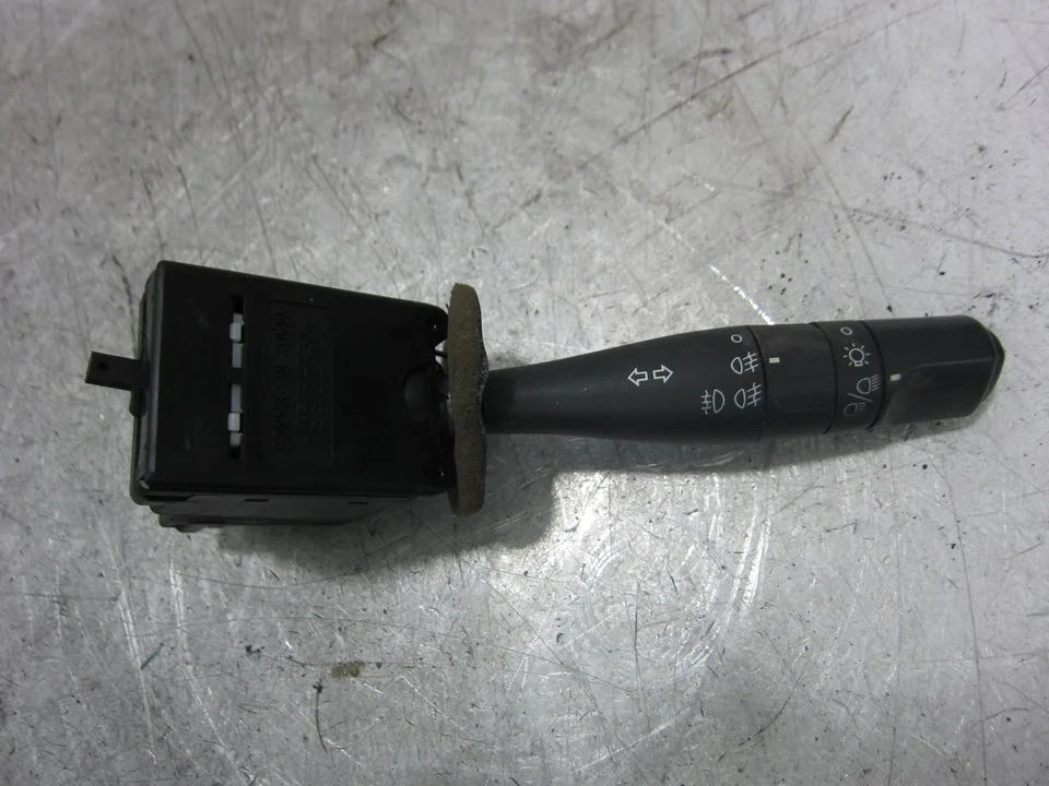 Foto de MANDO INTERMITENTES PEUGEOT 306 3/5 PT. / 4 PT. (S2) 2.0 HDi CAT (90 CV / 66 KW) referencia 34392001