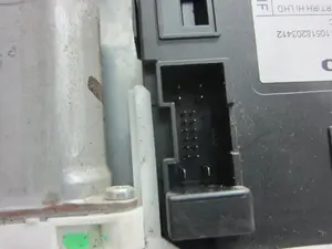 Foto de ELEVALUNAS DELANTERO DERECHO VOLVO V50 FAMILIAR 1.6 Diesel CAT (110 CV / 81 KW) referencia 30737681 foto 4
