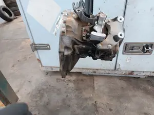 Foto de CAJA CAMBIOS OPEL CORSA E 1.4 (90 CV / 66 KW) referencia BFJ foto 5