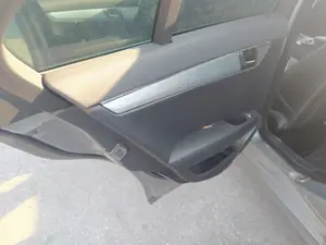 Foto de CERRADURA PUERTA TRASERA IZQUIERDA MERCEDES-BENZ CLASE C (BM 204) BERLINA 3.0 V6 CAT (231 CV / 170 KW) referencia A2047304035