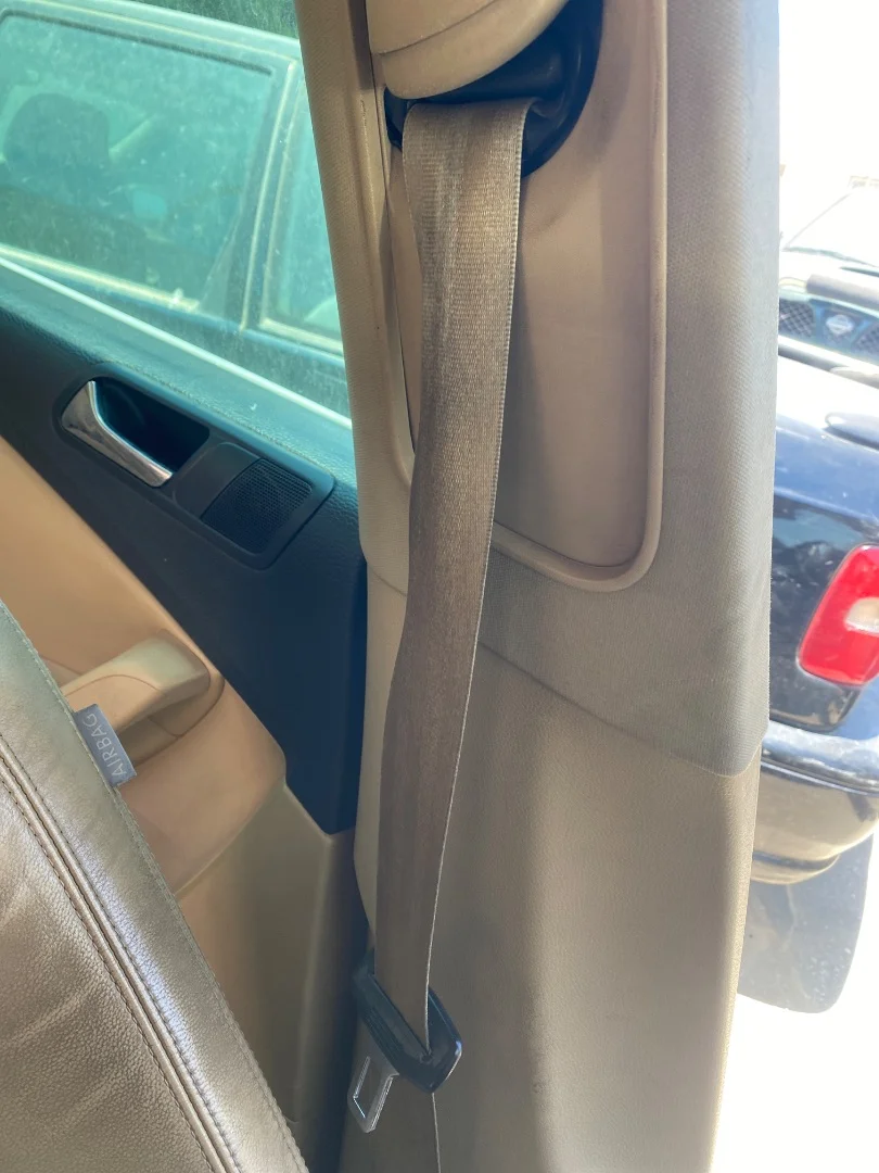Foto de CINTURON SEGURIDAD DELANTERO IZQUIERDO VOLKSWAGEN PASSAT BERLINA (3C2) 2.0 TDI (140 CV / 103 KW) referencia 3C1857705P FKZ