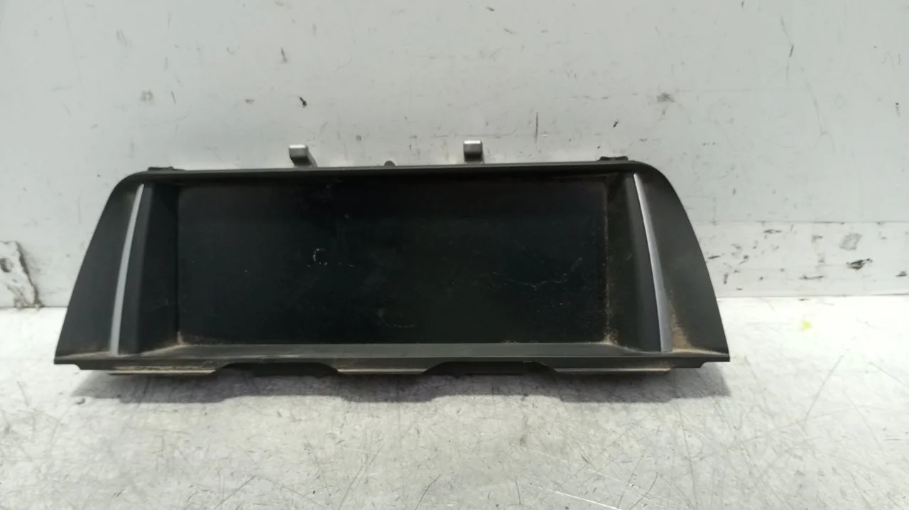 Foto de PANTALLA MULTIFUNCION BMW SERIE 5 TOURING (F11) 2.0 Turbodiesel (184 CV / 135 KW) referencia 9289008
