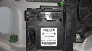 Foto de ELEVALUNAS DELANTERO DERECHO VOLKSWAGEN TOURAN (1T1) 1.9 TDI (105 CV / 77 KW) referencia 1T1837730 foto 3