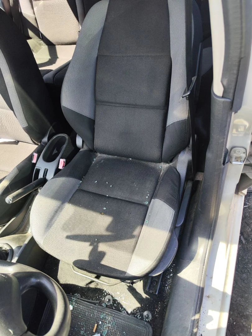 Foto de ASIENTO DELANTERO IZQUIERDO PEUGEOT 207 1.4 (73 CV / 54 KW)