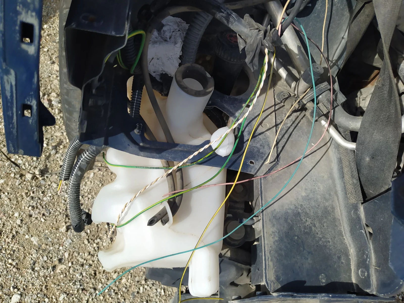 Foto de DEPOSITO LIMPIA CITROEN C4 PICASSO 2.0 HDi FAP (150 CV / 110 KW) referencia 6431N7