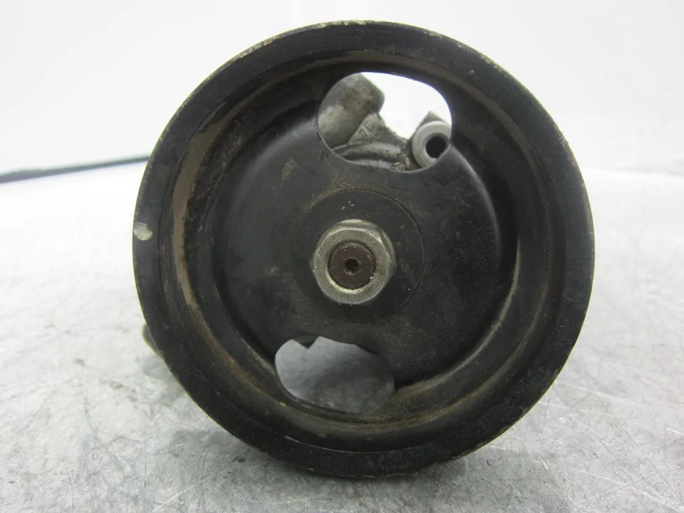 Foto de BOMBA DIRECCION NISSAN ALMERA (N15) 1.6 CAT (90 CV / 66 KW)