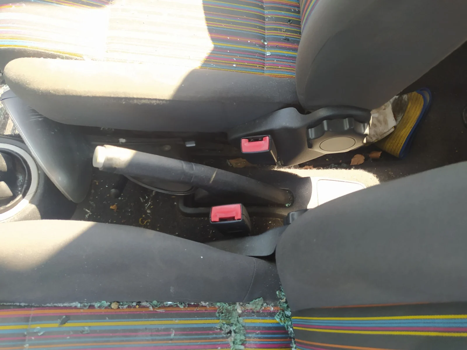 Foto de ENGANCHE CINTURON DELANTERO DERECHO VOLKSWAGEN FOX (5Z1)(04.2005) 1.4 (75 CV / 55 KW)