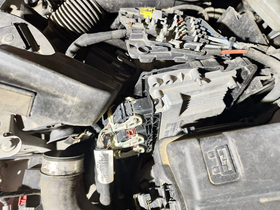 Foto de CENTRALITA MOTOR UCE CITROEN C3 PICASSO 1.6 HDi FAP (92 CV / 68 KW) referencia 1944J9