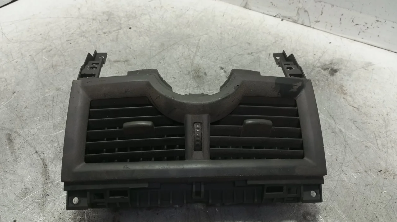 Foto de NO IDENTIFICADO RENAULT MEGANE II CLASSIC BERLINA 1.5 dCi Diesel (106 CV / 78 KW) referencia A1007027