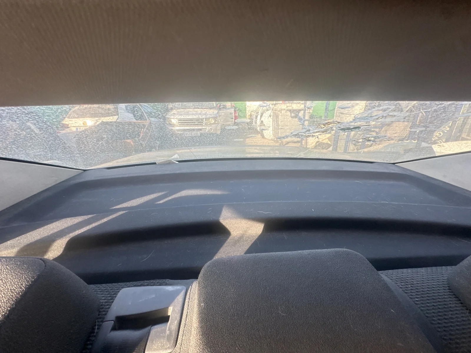 Foto de BANDEJA TRASERA VOLKSWAGEN PASSAT BERLINA (3C2) 2.0 TDI (140 CV / 103 KW) referencia 3C5863413AKFKZ
