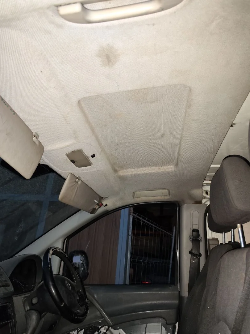 Foto de TECHO INTERIOR MERCEDES-BENZ VITO FURGÓN (639) 2.1 CDI CAT (109 CV / 80 KW)