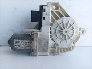 Foto de MOTOR ELEVALUNAS TRASERO DERECHO AUDI A6 BERLINA (4F2) 3.0 V6 24V TDI (224 CV / 165 KW) referencia 4F0959802F foto 4