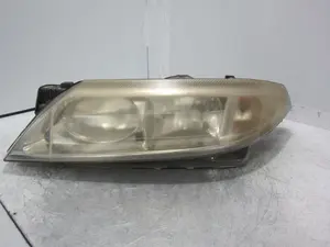 Foto de FARO IZQUIERDO RENAULT LAGUNA II (BG0) 1.9 dCi Diesel CAT (101 CV / 74 KW) referencia 8200002845