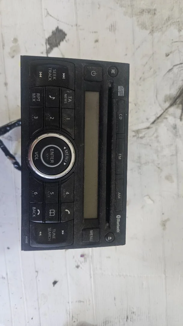Foto de SISTEMA AUDIO / RADIO CD NISSAN QASHQAI (J10) 2.0 16V CAT (141 CV / 104 KW) referencia PN2805F