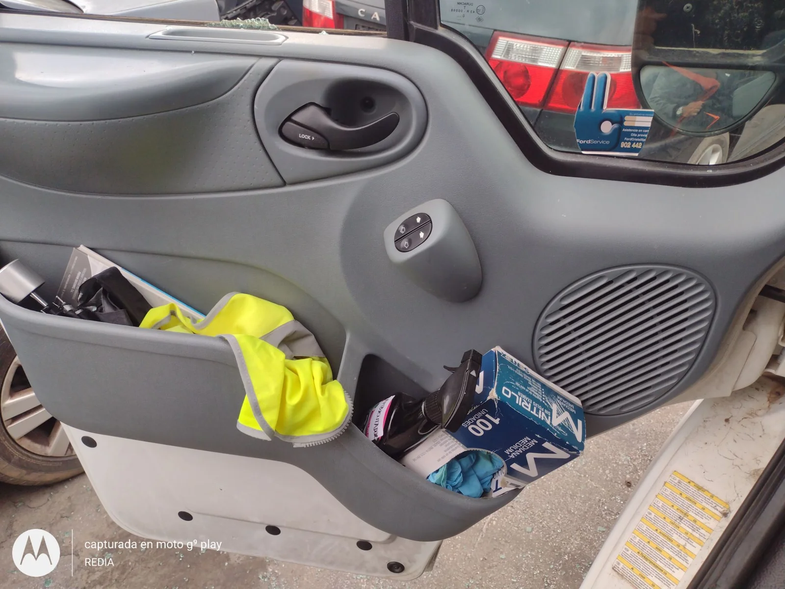 Foto de GUARNECIDO PUERTA DELANTERA IZQUIERDA FORD TRANSIT COMBI (TT9) 2.4 TDCi CAT (116 CV / 85 KW)