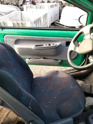 Foto de ELEVALUNAS DELANTERO IZQUIERDO RENAULT TWINGO I (C06) 1.2  (58 CV / 43 KW)