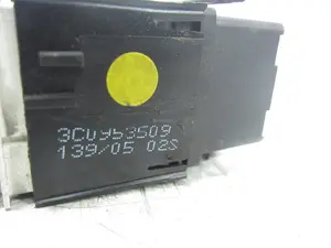Foto de WARNING VOLKSWAGEN PASSAT BERLINA (3C2) 2.0 TDI (140 CV / 103 KW) referencia 3C0953509 foto 3