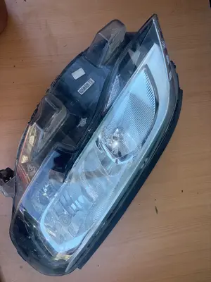 Foto de FARO IZQUIERDO PEUGEOT EXPERT FURGÓN referencia HCR01RL00A02101 foto 3