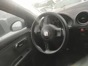 Foto de COLUMNA DIRECCION SKODA FABIA COMBI (5J5) 1.4 TDI (80 CV / 59 KW) referencia 6Q1419501BF foto 5