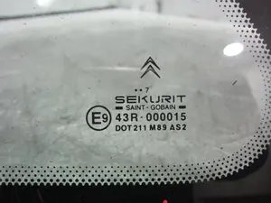 Foto de LUNA CUSTODIA TRASERA IZQUIERDA CITROEN XSARA PICASSO 1.6 16V HDi (90 CV / 66 KW) referencia 43R000015 foto 2