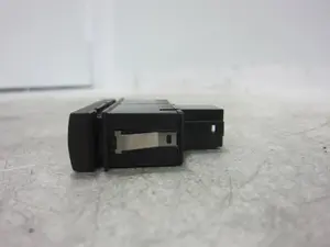 Foto de WARNING AUDI A6 BERLINA (4F2) 4.2 V8 40V (335 CV / 246 KW) referencia 4F0941509 foto 3