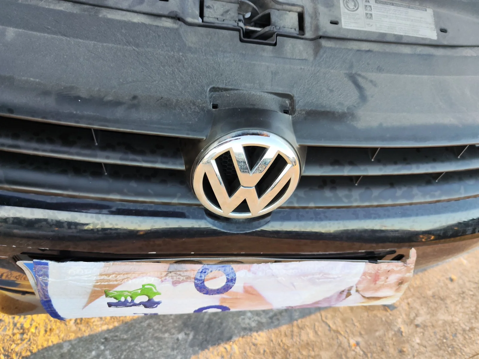 Foto de REFUERZO PARAGOLPES DELANTERO VOLKSWAGEN POLO V (6R1) 1.2 (60 CV / 44 KW)