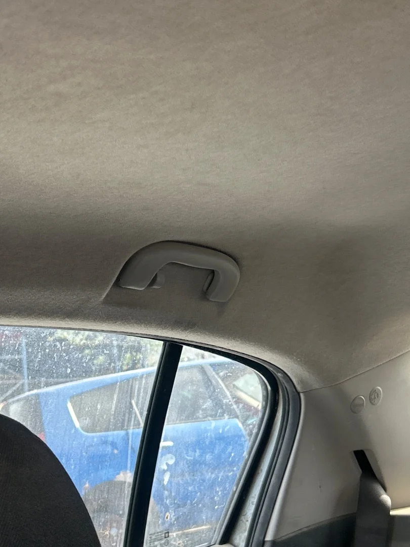 Foto de ASIDERO TECHO TRASERO DERECHO OPEL CORSA D 1.3 16V CDTI (75 CV / 55 KW) referencia 13233869