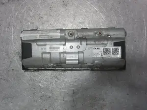 Foto de NO IDENTIFICADO SEAT LEON (5F1) 1.6 TDI (105 CV / 77 KW) referencia 5G1880841 foto 4
