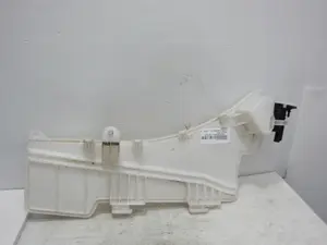 Foto de DEPOSITO LIMPIA CITROEN C5 AIRCROSS 1.2 12V e-THP / PureTech (131 CV / 96 KW) referencia 9826400780