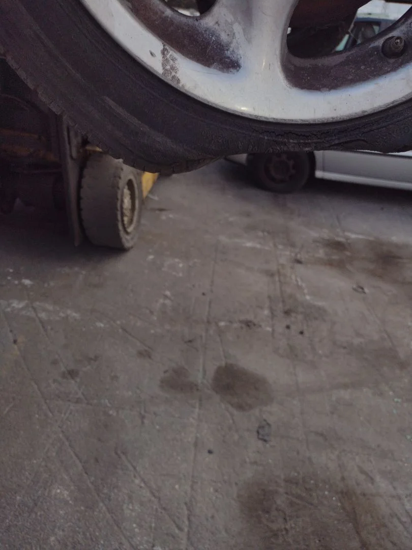 Foto de PASO RUEDA DELANTERO DERECHO CITROEN BERLINGO 1.9 Diesel (69 CV / 51 KW) referencia 7136K6